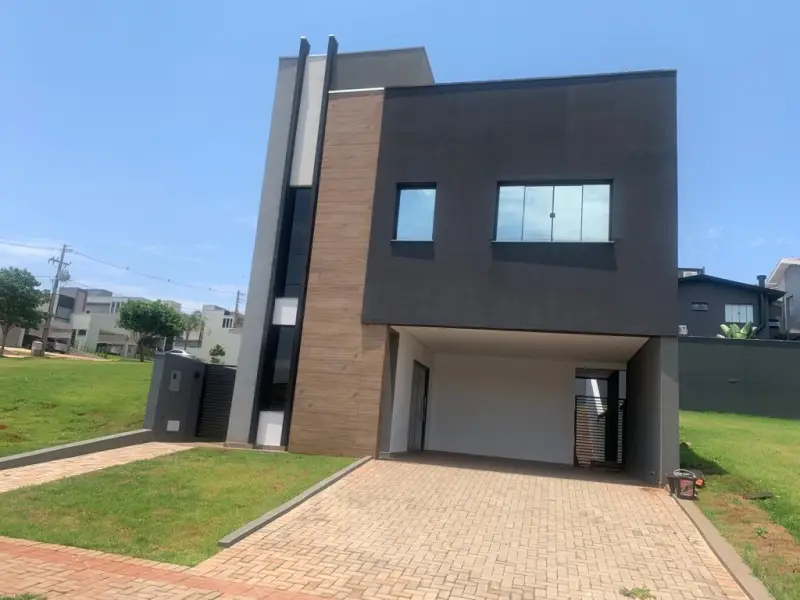 Sobrado Residencial Tangará, Parque Tauá, Londrina